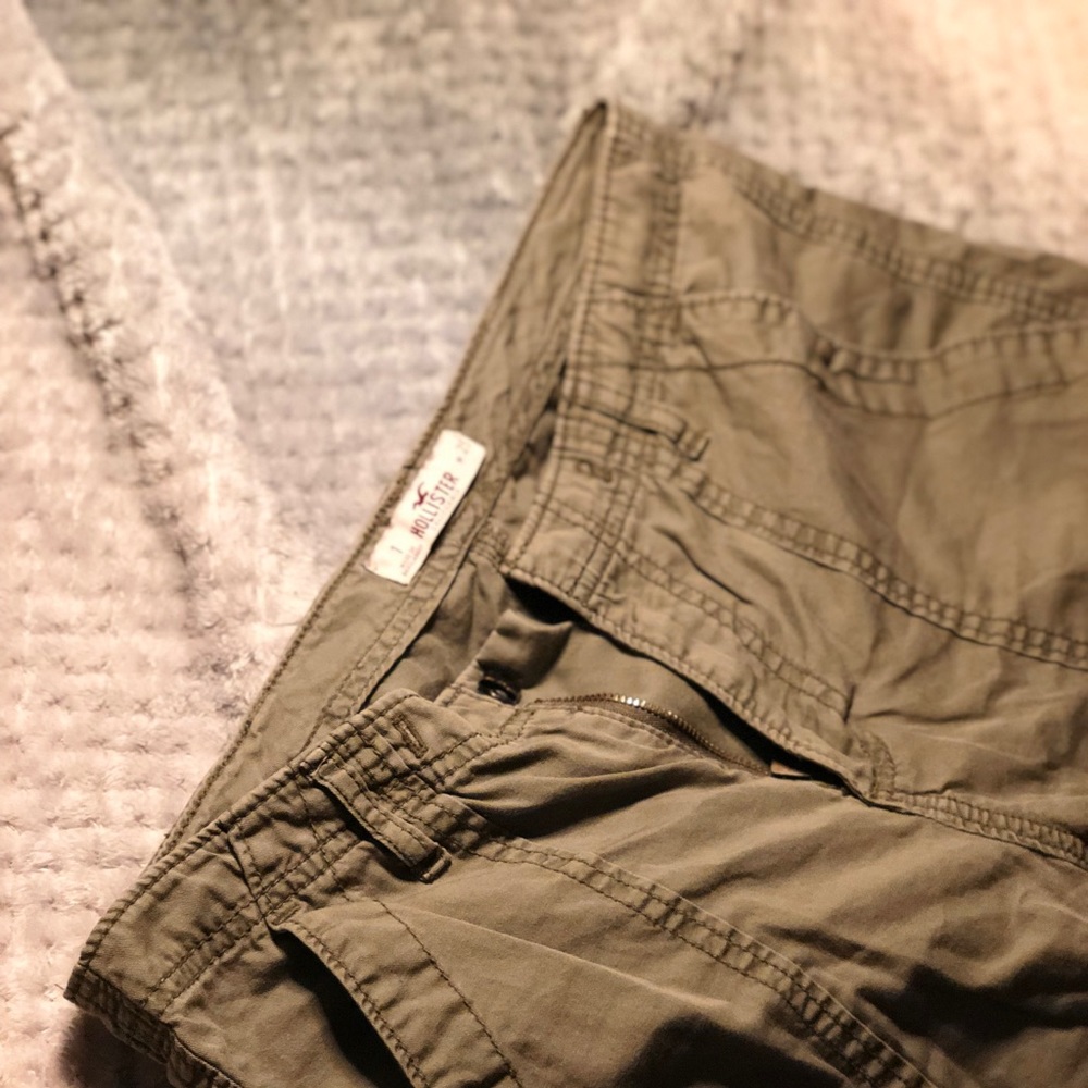 Hollister joggers